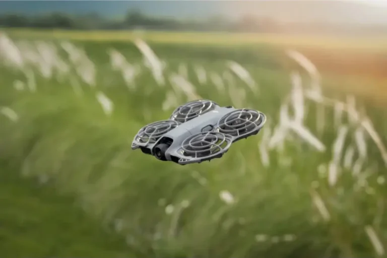 DJI Neo 2 im Flug